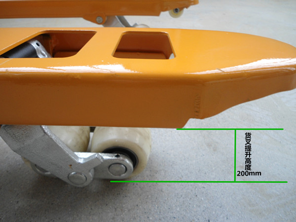 2噸手動液壓叉車一站式廠家供應(yīng)地牛多少錢--河北東圣吊索具制造有限公司--小型攪拌機(jī)|石材夾具|液壓堆高車|手動叉車 2噸手動液壓叉車一站式廠家供應(yīng)地牛多少錢--河北東圣吊索具制造有限公司--小型攪拌機(jī)|石材夾具|液壓堆高車|手動叉車