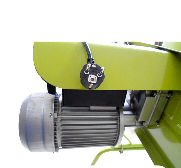 地式正反轉(zhuǎn)自動卸料小型攪拌機電機局部細(xì)節(jié)圖展示--河北東圣吊索具制造有限公司--小型攪拌機|石材夾具|液壓堆高車|手動叉車 地式正反轉(zhuǎn)自動卸料小型攪拌機電機局部細(xì)節(jié)圖展示--河北東圣吊索具制造有限公司--小型攪拌機|石材夾具|液壓堆高車|手動叉車