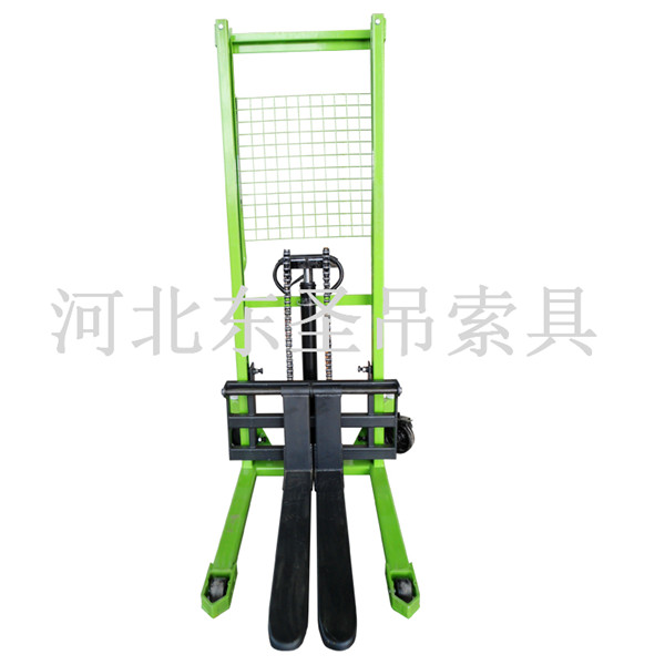 手動(dòng)液壓堆高車(chē)維修主要部位細(xì)節(jié)展示--河北東圣吊索具制造有限公司--小型攪拌機(jī)|石材夾具|液壓堆高車(chē)|手動(dòng)叉車(chē) 手動(dòng)液壓堆高車(chē)維修主要部位細(xì)節(jié)展示--河北東圣吊索具制造有限公司--小型攪拌機(jī)|石材夾具|液壓堆高車(chē)|手動(dòng)叉車(chē)