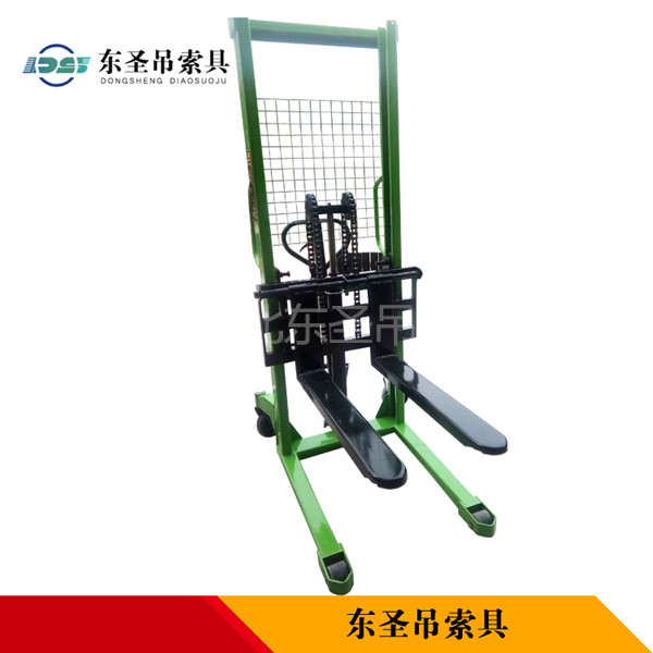前移式手動液壓堆高車可作為組合工具使用,你可知？--河北東圣吊索具制造有限公司--液壓堆高車|手動叉車|小型攪拌機|石材夾具