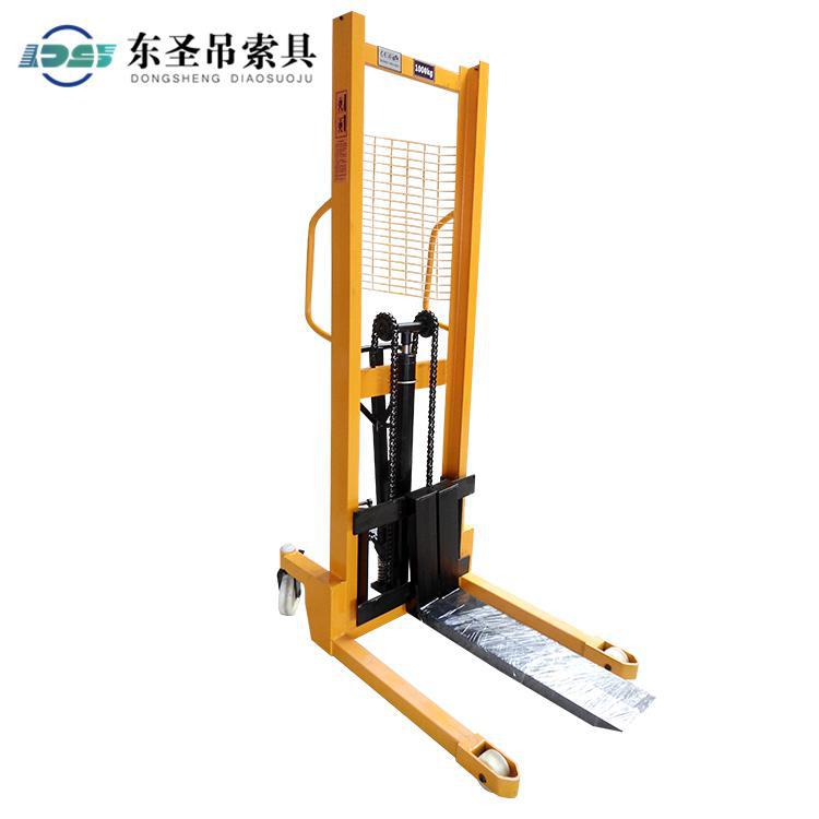 如果在作業(yè)過(guò)程中液壓堆高車(chē)出現(xiàn)泄露是什么原因